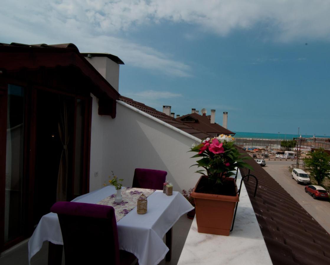 Defne Otel Sile Exterior photo